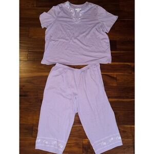 CD Daniels‎ Womens 3X Pajama Set Lavender Floral Embroidered V-Neck Capri Purple